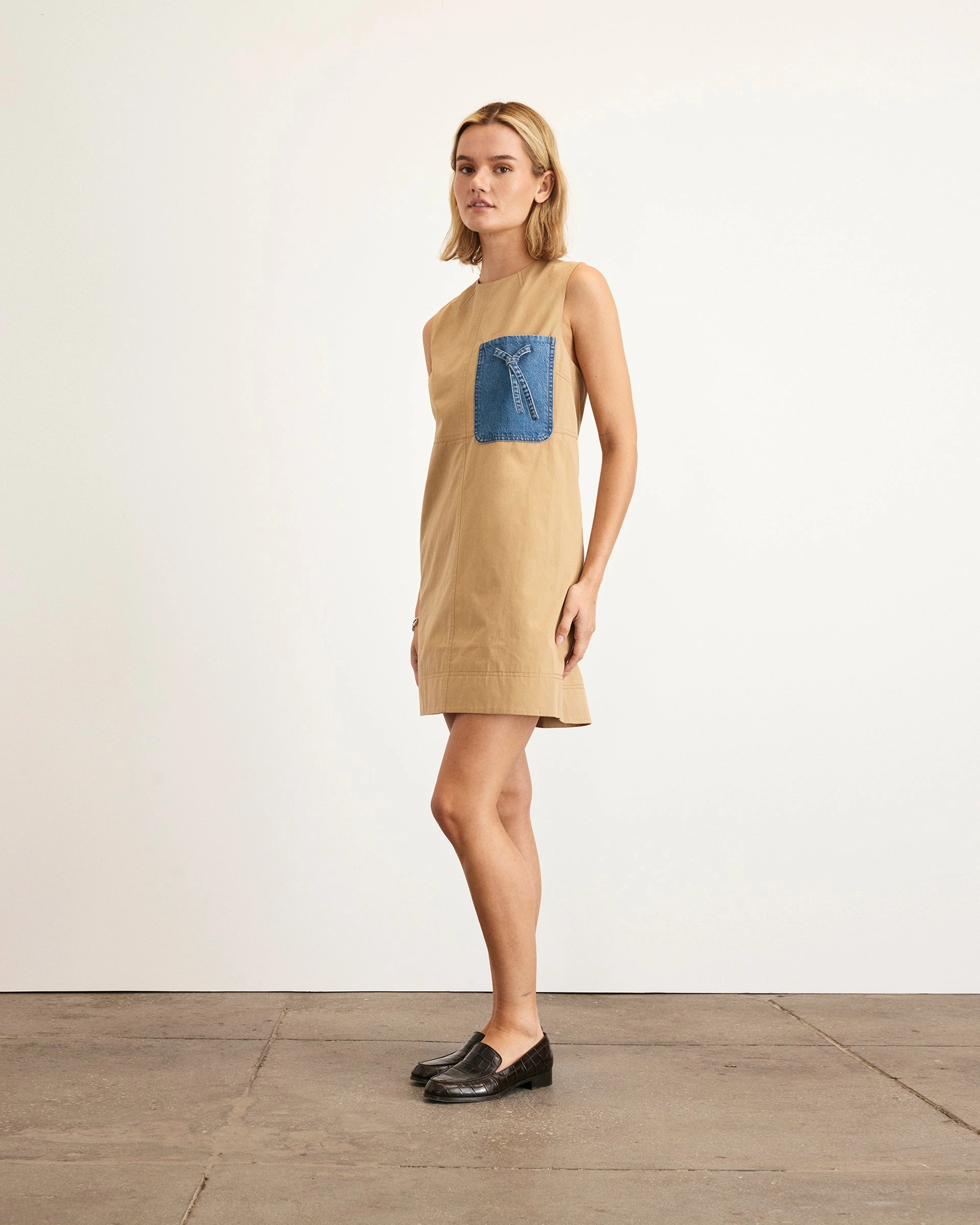 Crawford Dress Sporty-Look Soft Presence
