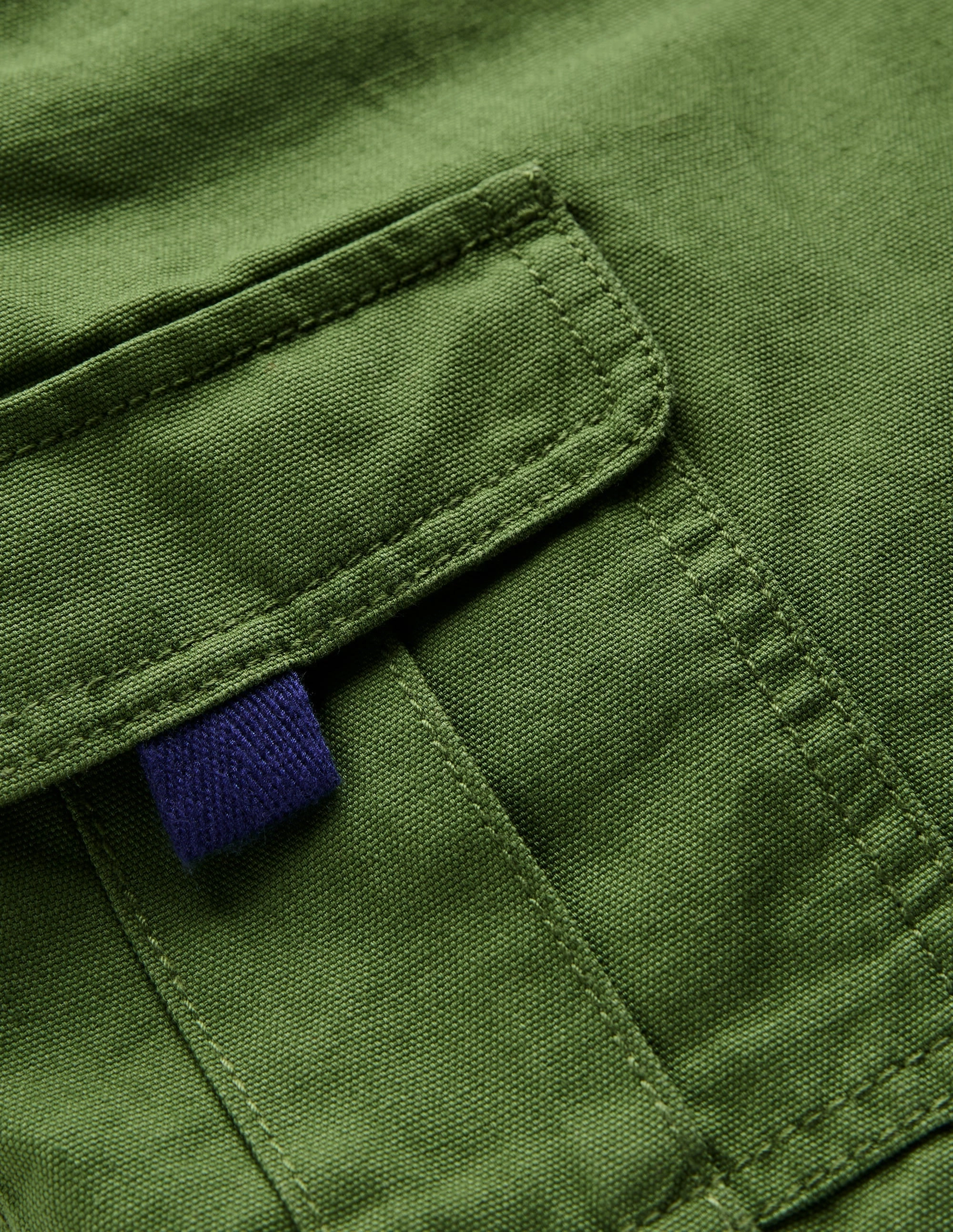 Durable Feel Everyday Cargo Shorts-Broccoli Green