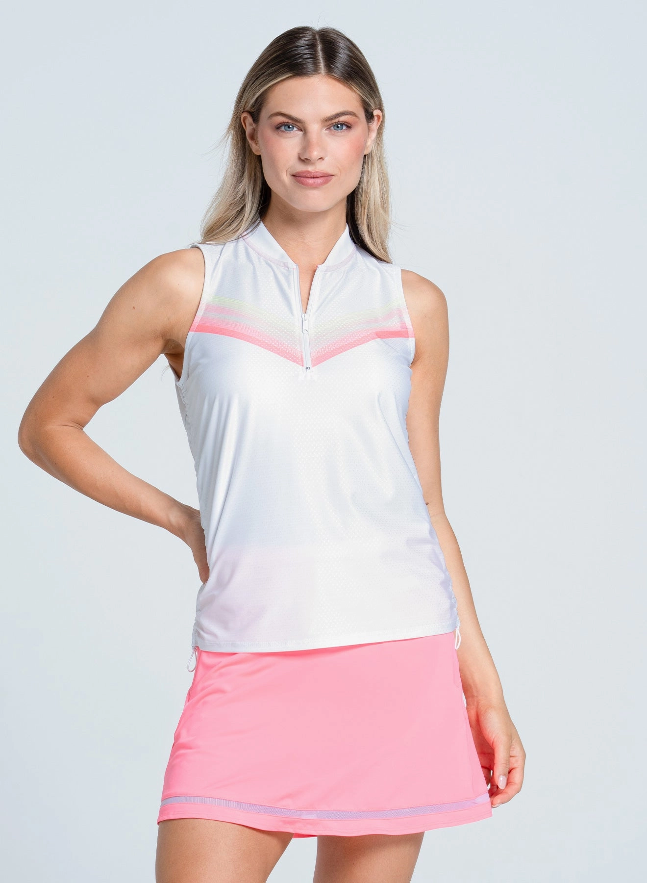 FlatlockStitching SeamFreeShoulder Sunset Spin Zip Tank