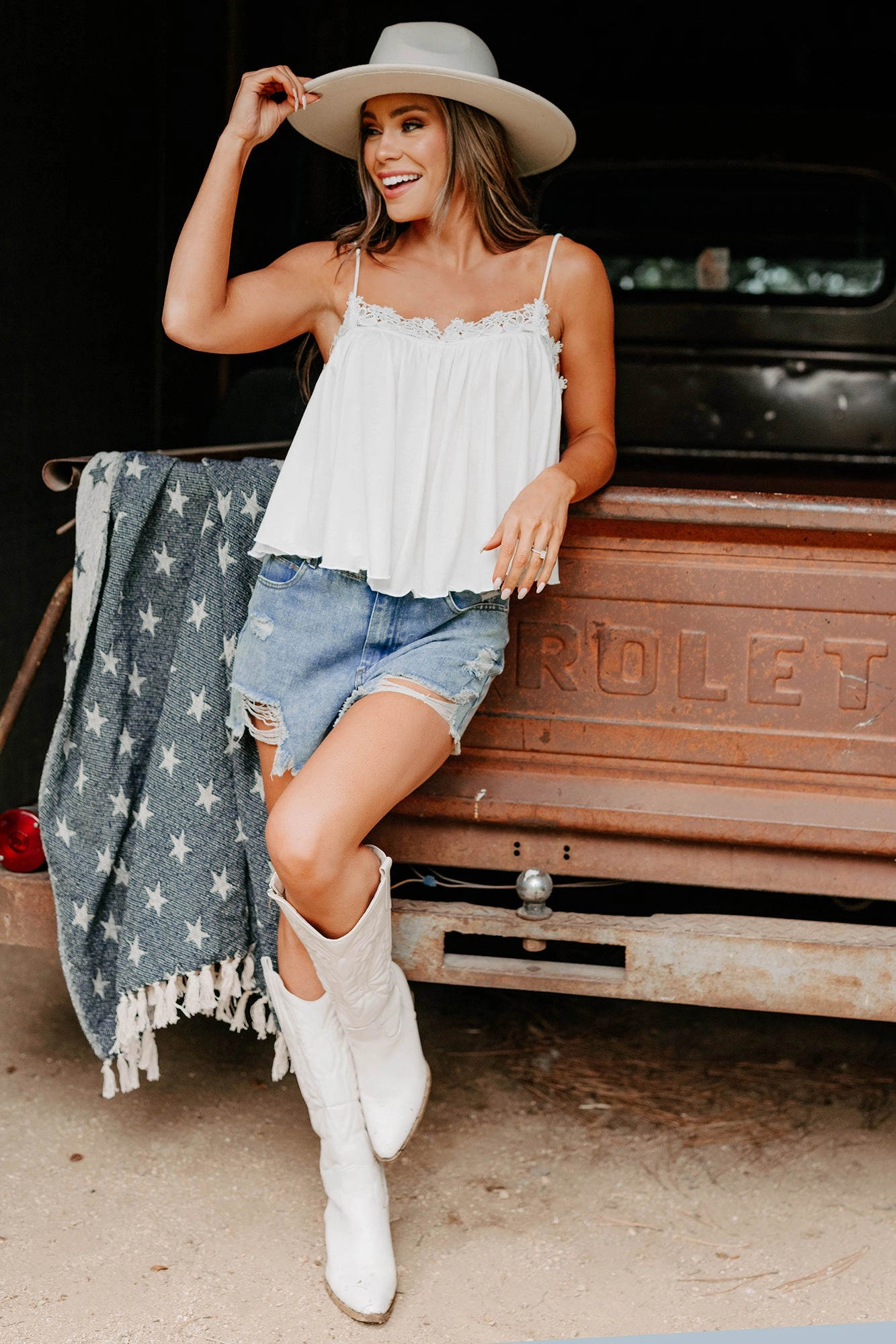 Airflow Vents Sleeveless Tee Lavender Dreams Crochet Lace Cami Top (White)