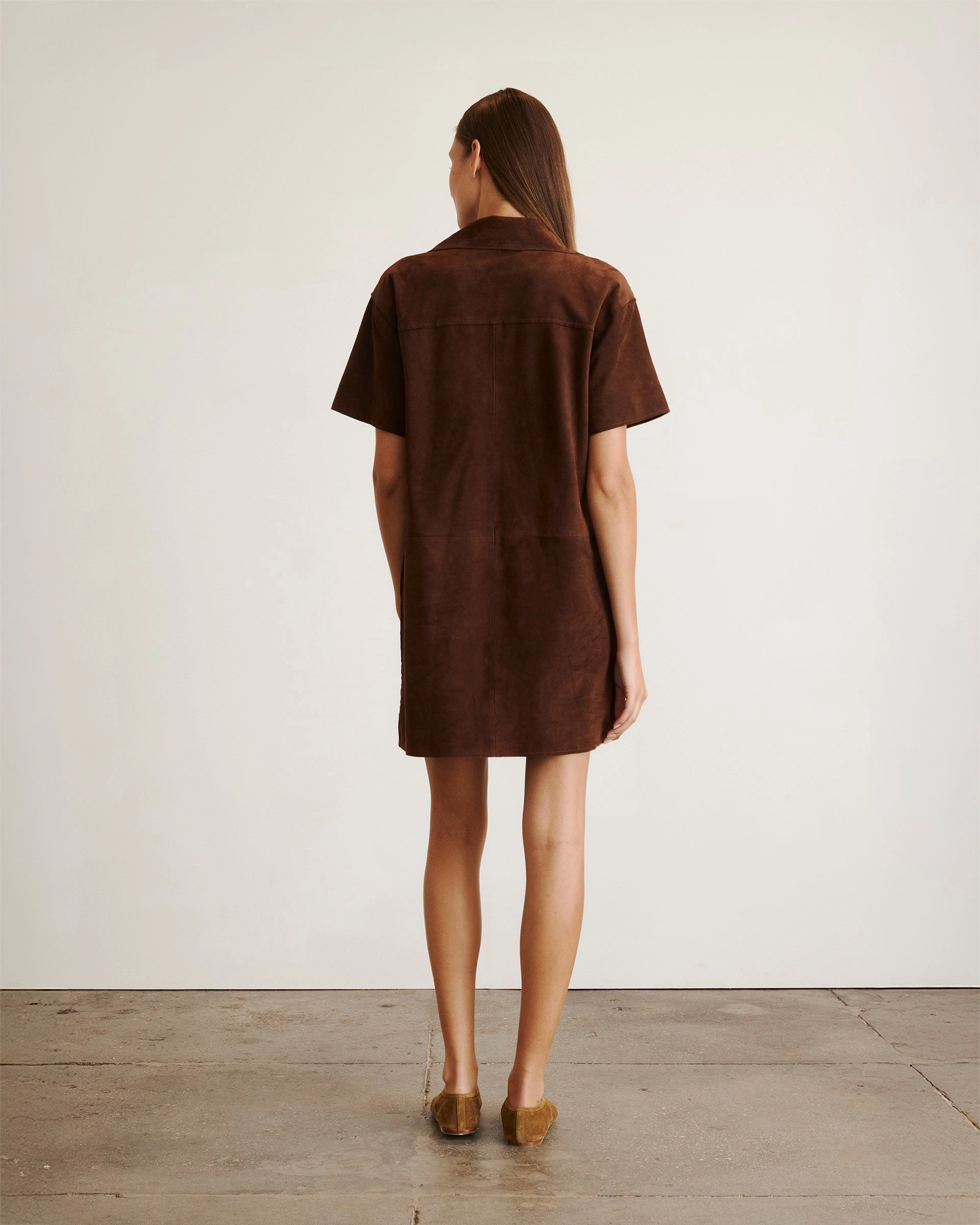 Tabby Dress Sleek Cut Elegant knee-length dress