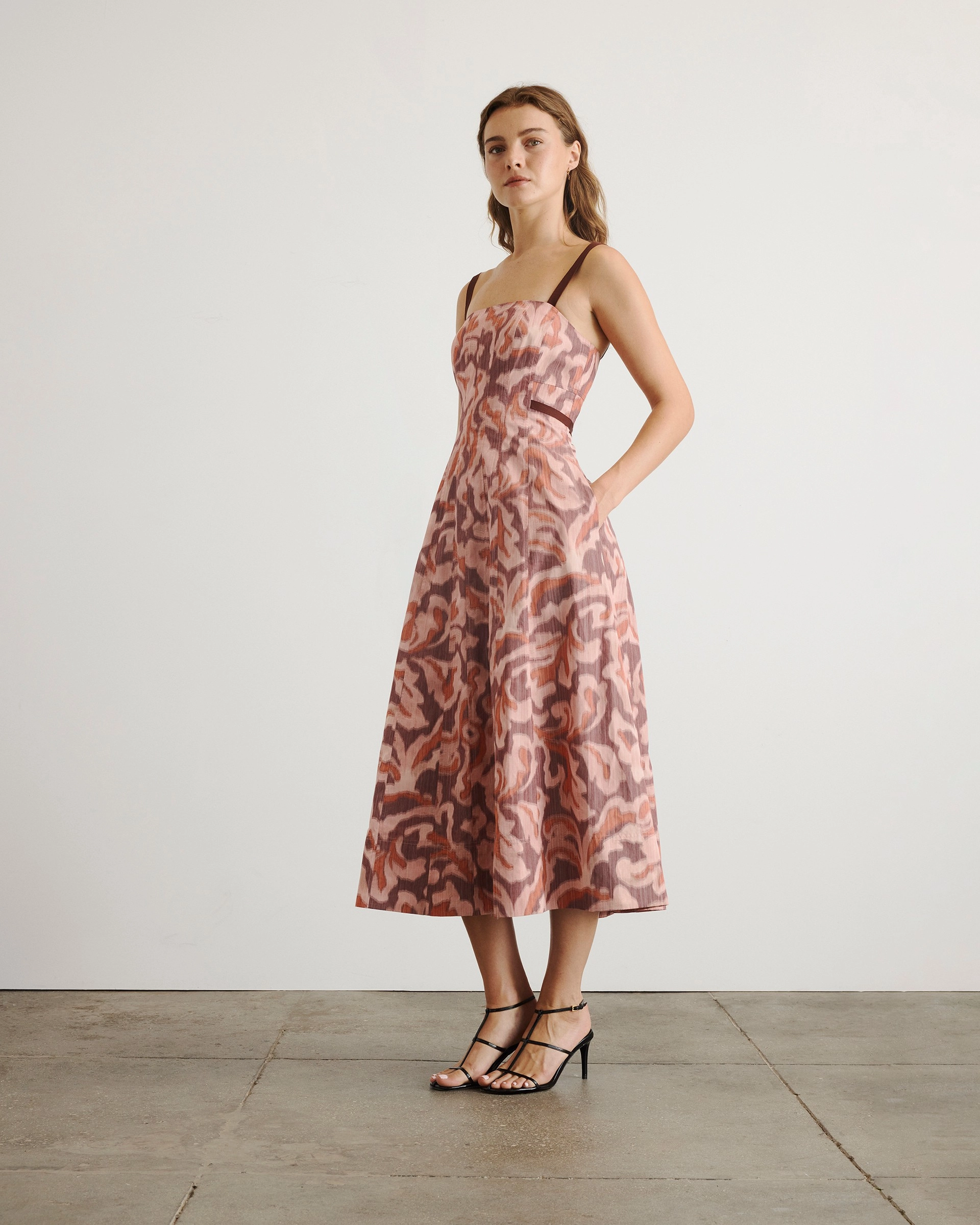 soft look Tavia Dress