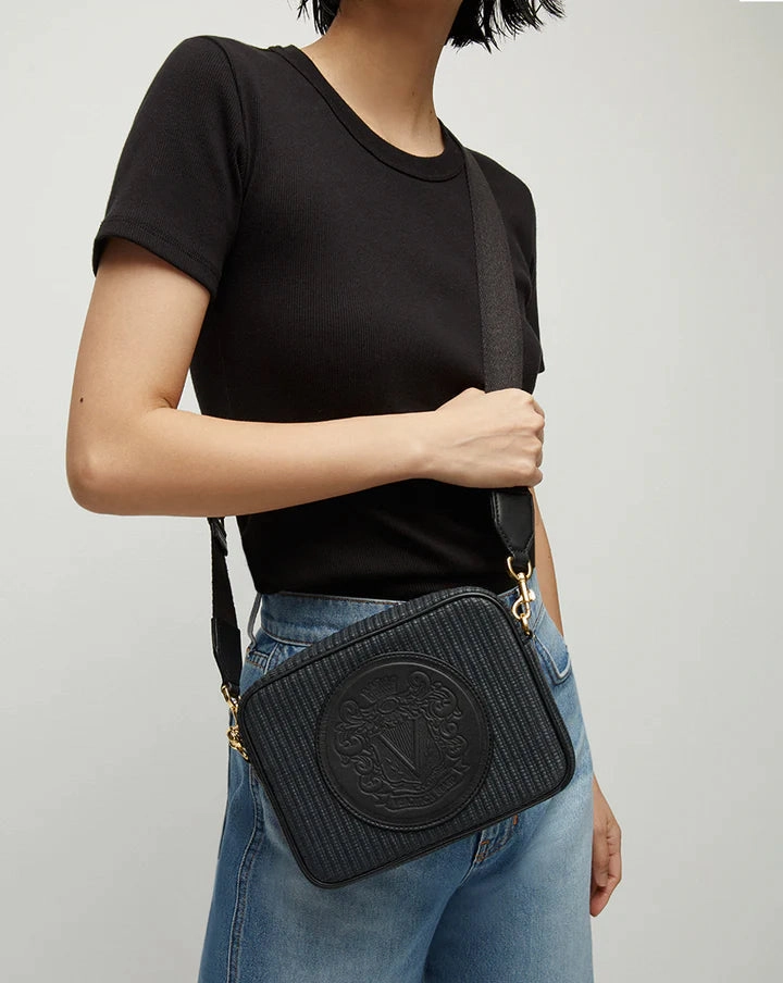 ButterSoftTexture Pruitt Ribbed Tee Black