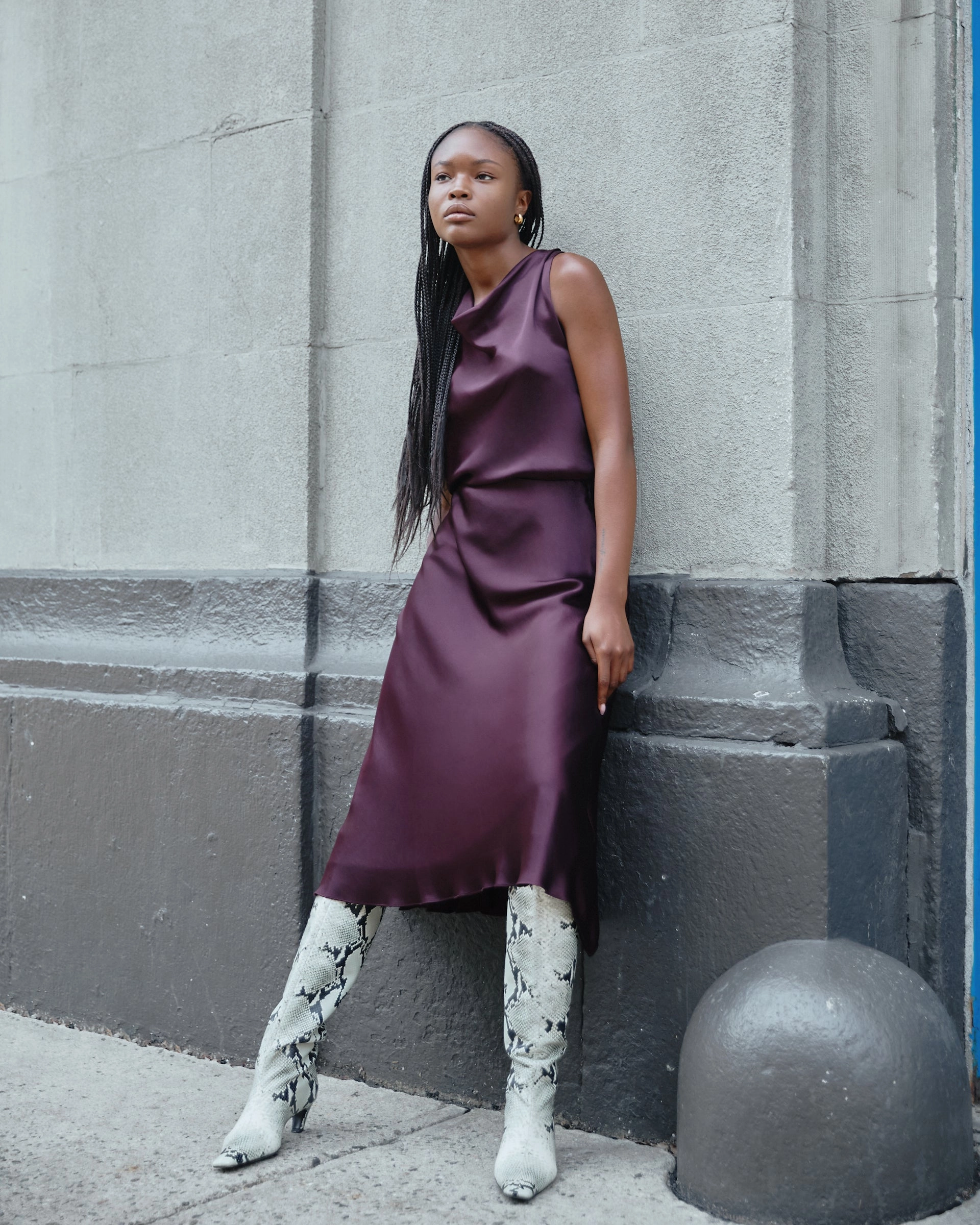 Hybrid Fabric Blend Low Profile Zipper Closure Clorinda Top