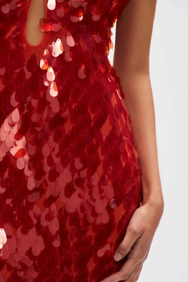 The 'Sapphire' Sequin Maxi Dress Red Sunset Look