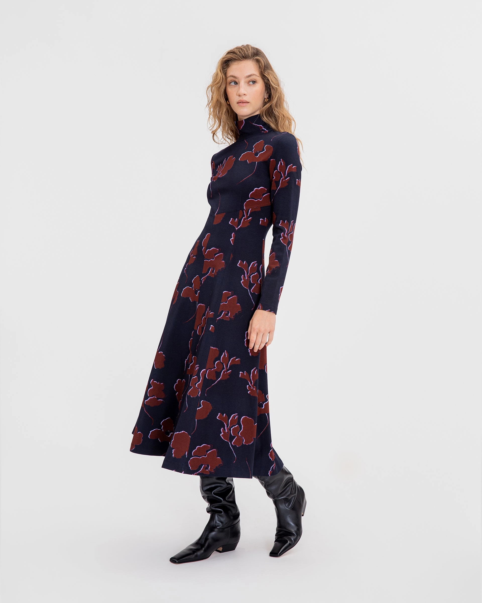 Thea Dress Neat Finish