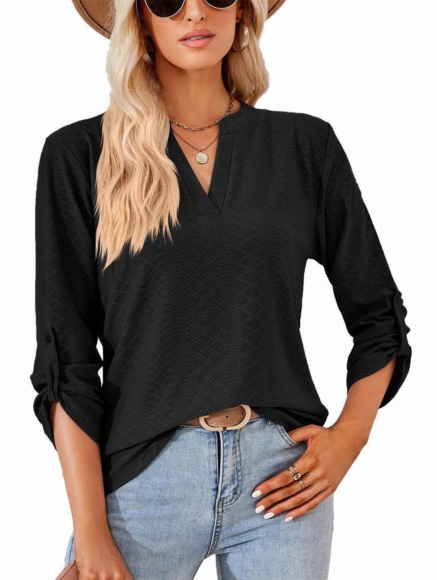 THREE QUARTER SLEEVE V NECK TOP Flatlock Seams NonRestrictiveSilhouette