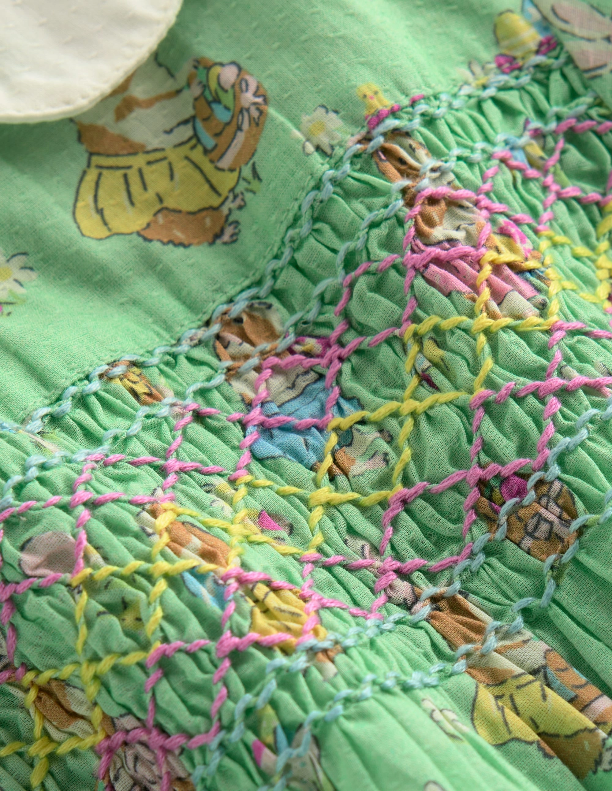 Chilly Day Wear Traditional Smock Dress-Green Guineas