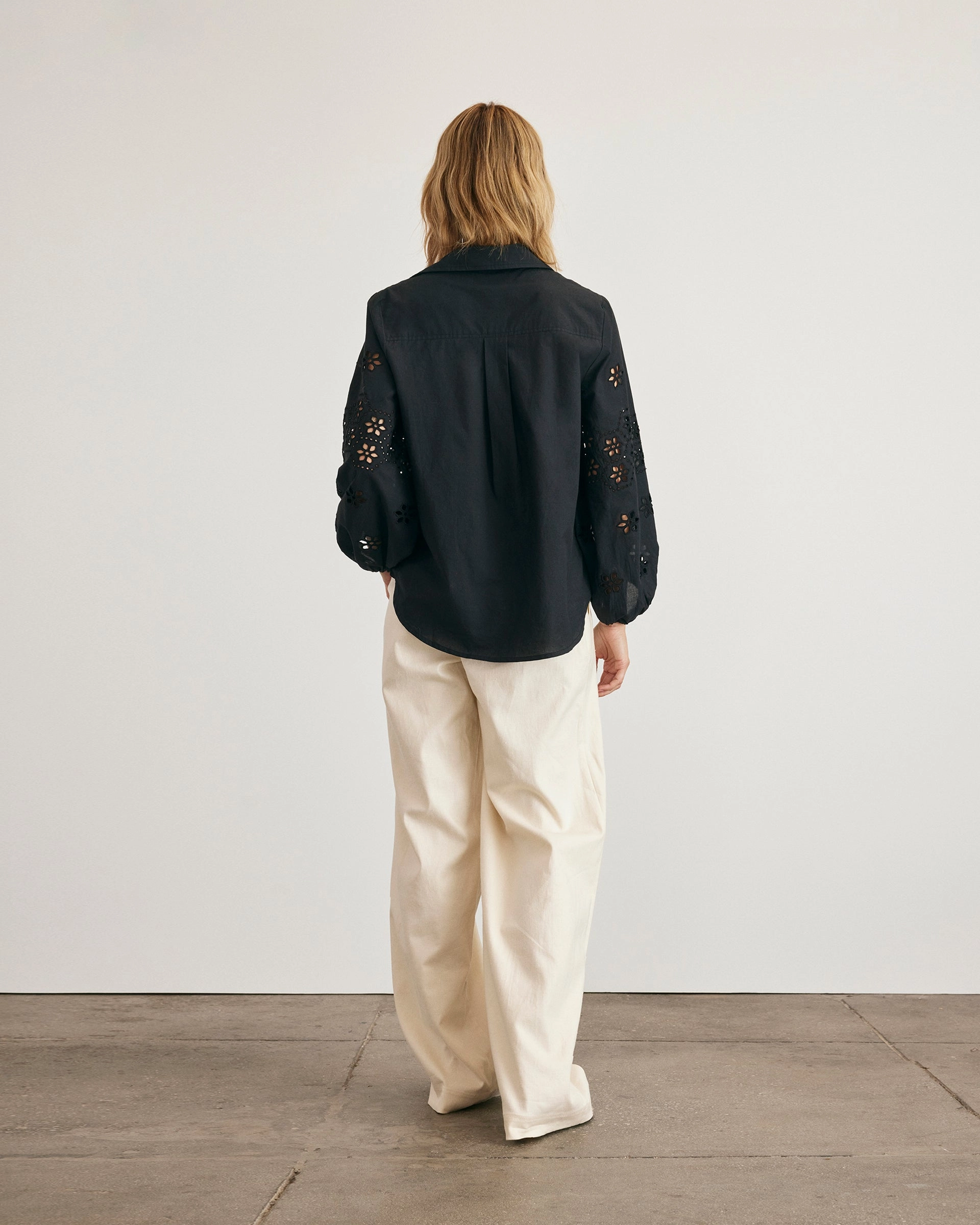 Marina Top Reinforced Neckline Detail Minimalist Collar