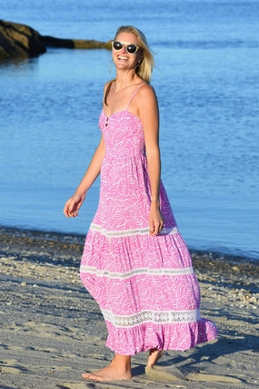 La Jolla Dress / Magenta Leaf Lace-Trim