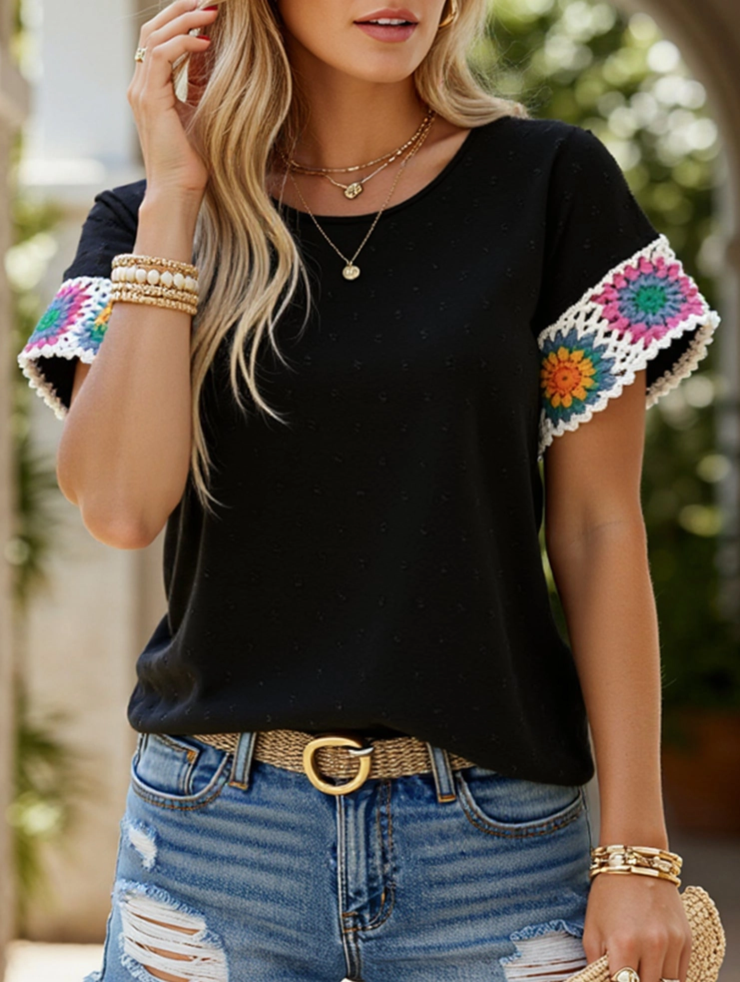 Embroidered Polka Dot Top ??Women's Casual Round Neck Short Sleeve Blouse Bonded Seam Technique MidweightKnit