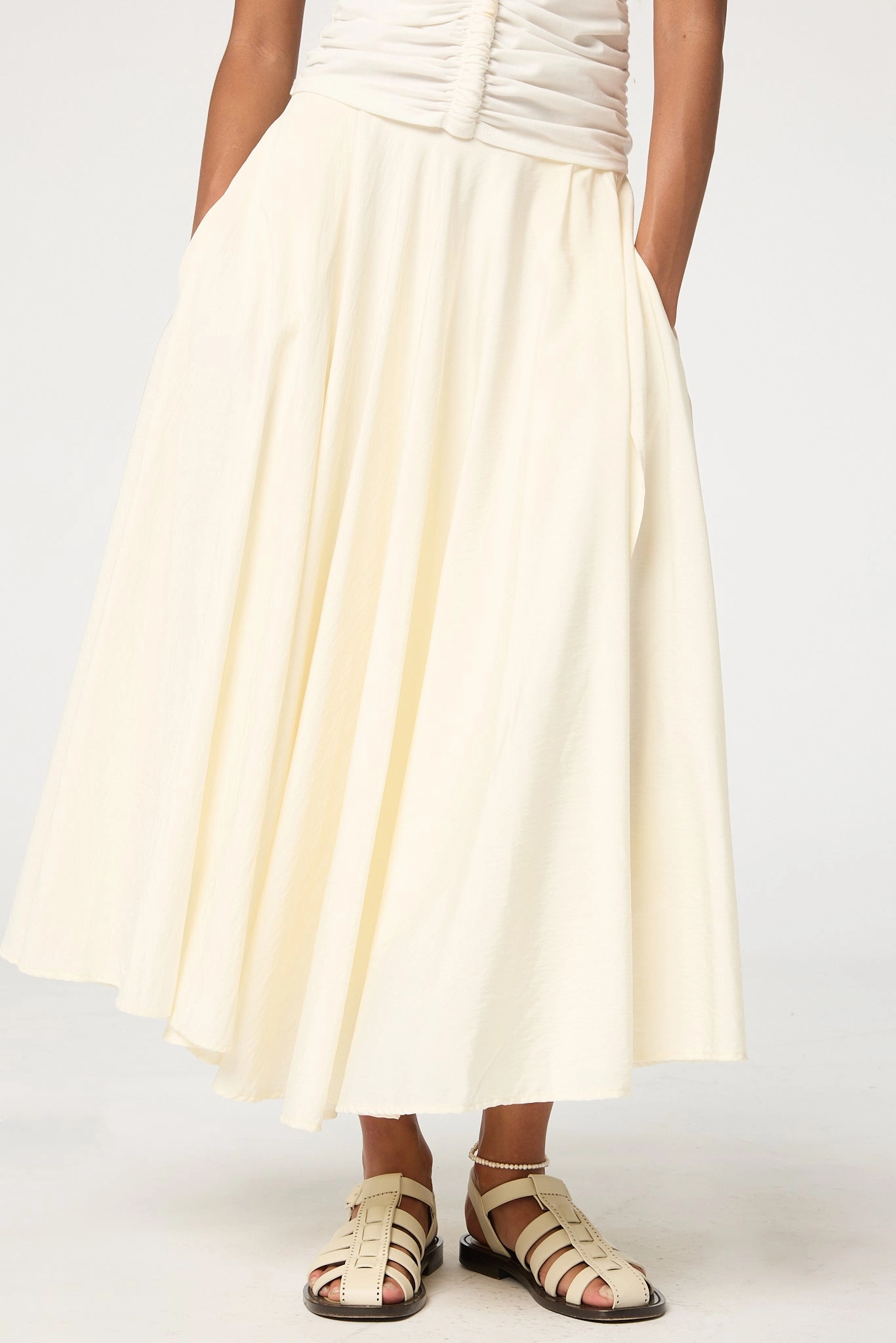 RITSU SKIRT Modern Style TemperatureRegulation