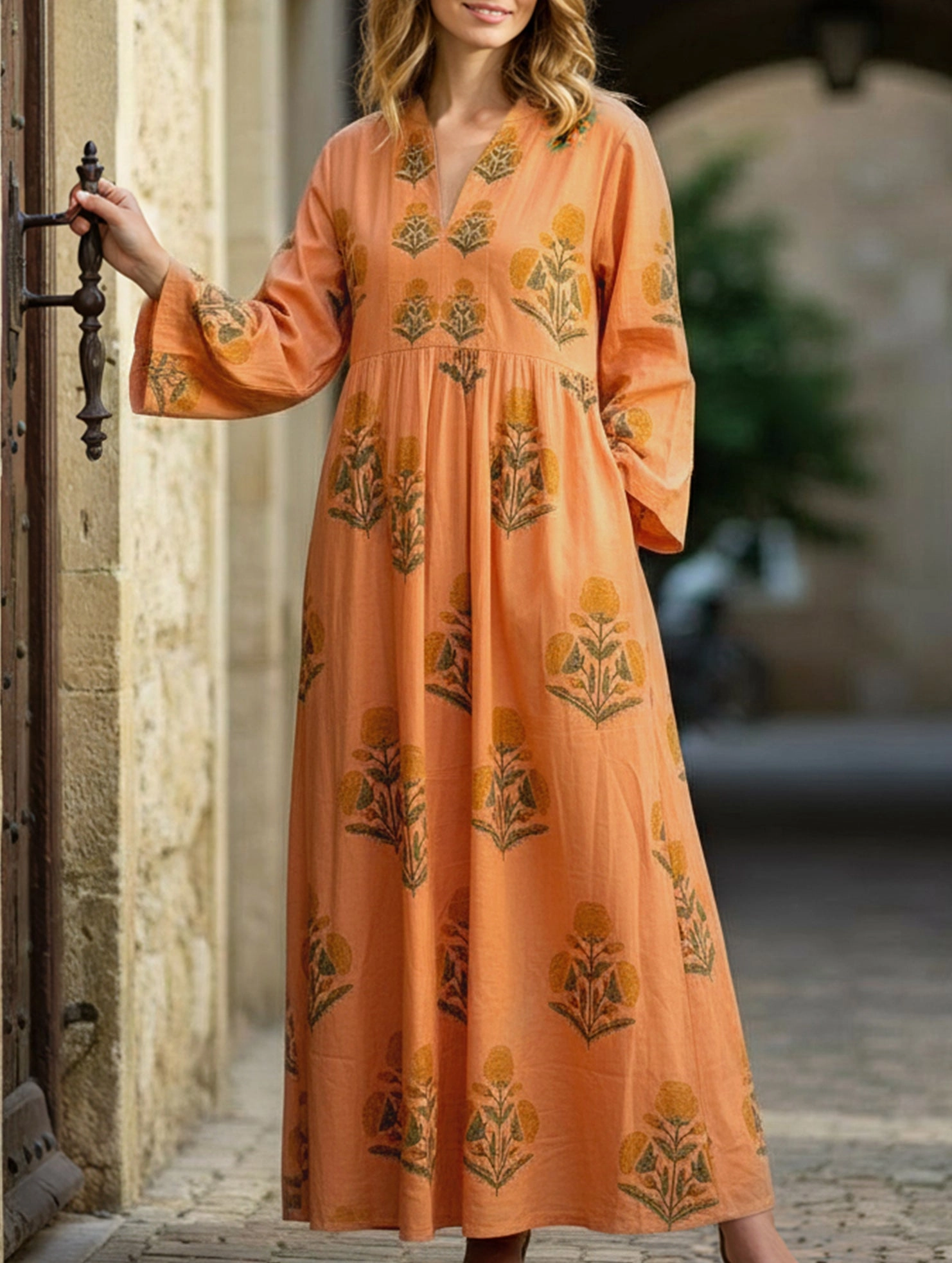 Lightweight Wear V-neck floral print three-quarter sleeve dress