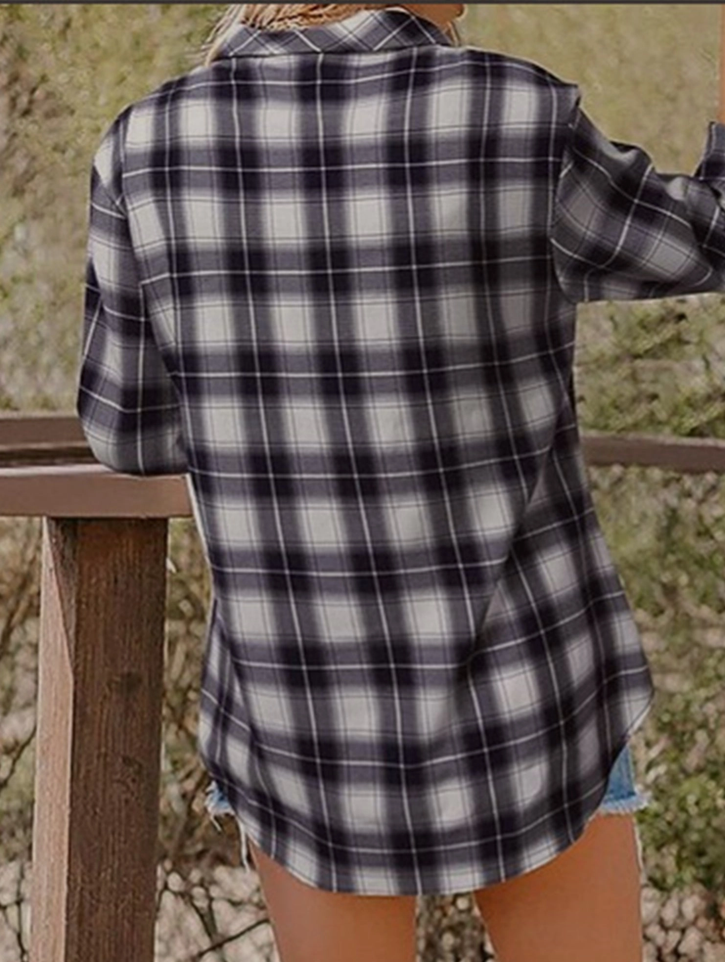 AntiPilling Technology Everyday Comfort Fit V-neck lapel loose-fitting women's plaid shirt