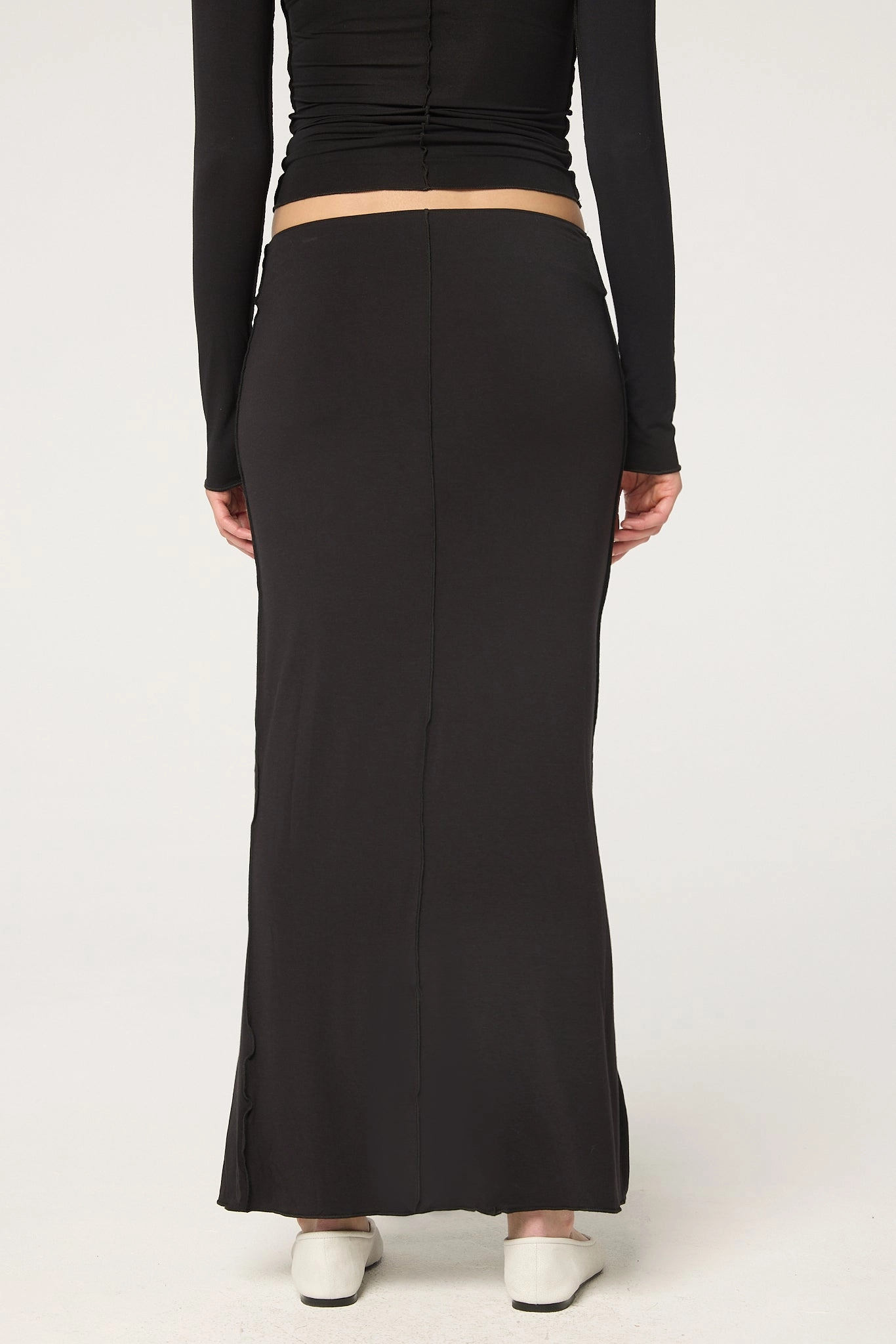 VANA SKIRT Utility Pockets Low Profile Fasteners