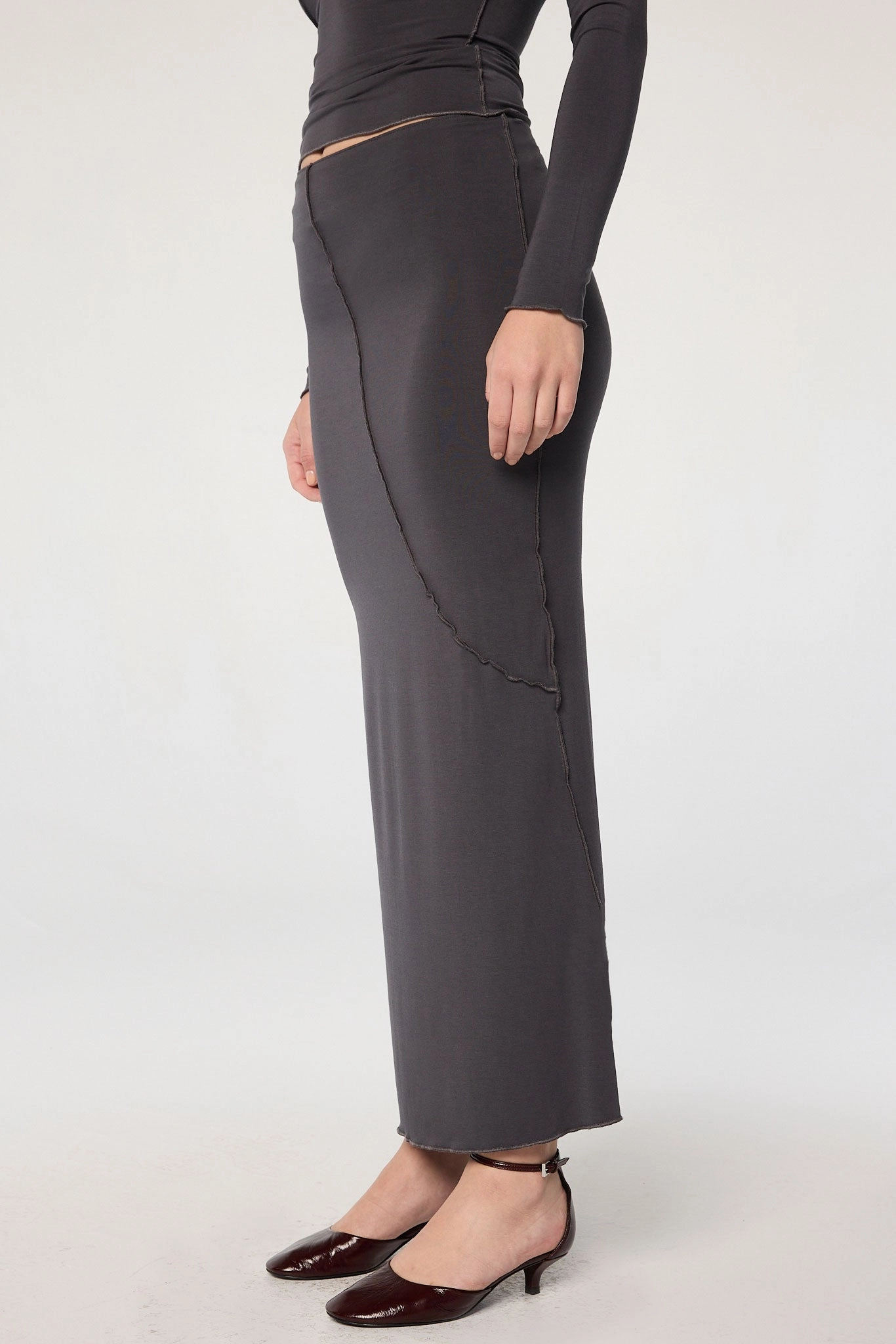 VANA SKIRT Relaxed Waist Full Flex