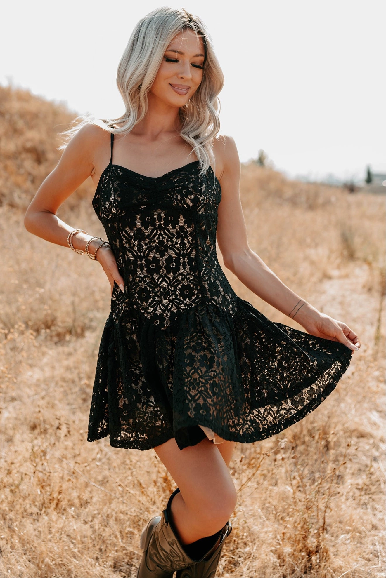 Fluid Shape Chill Vibes Velvet Dawn Floral Lace Mini Dress (Black)