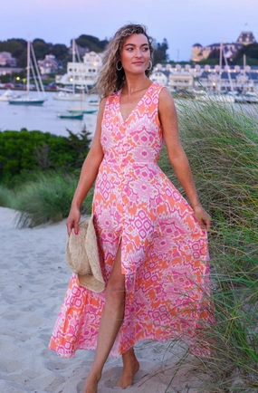 Street-Style Polished Look Fiji Dress / Sunset