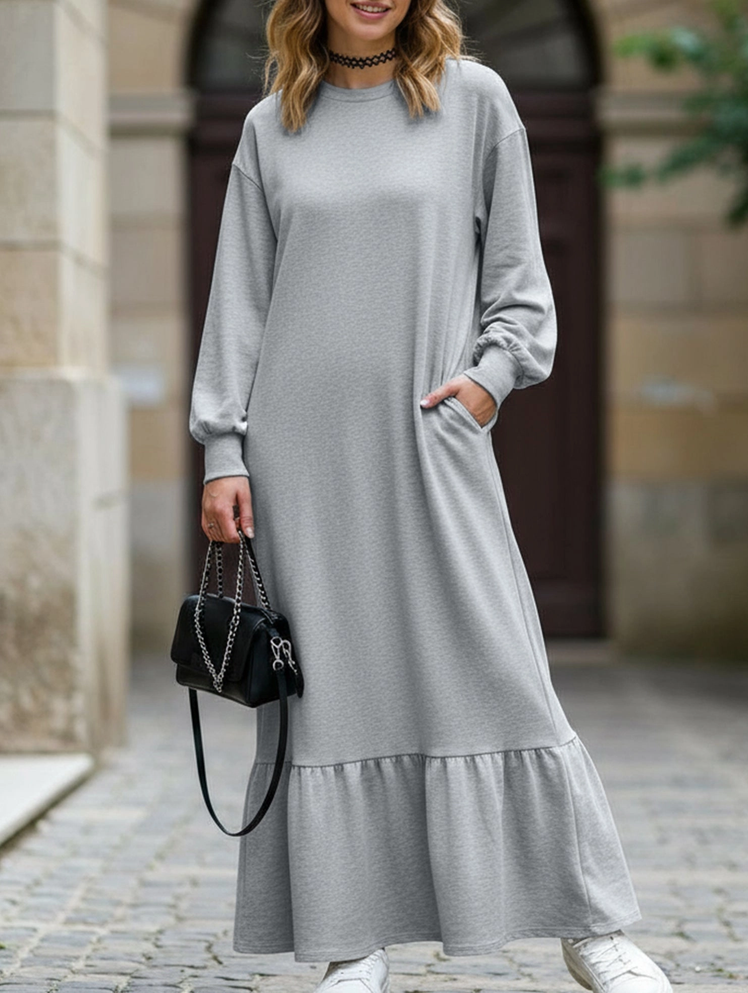 Women's loose-fitting sweatshirt dress Smooth Detail