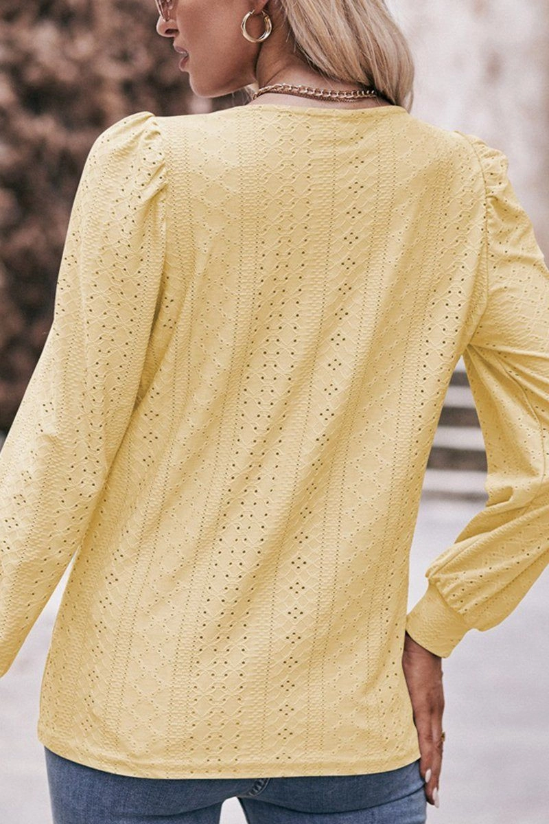 WOMEN U NECK EYELET FITTED CUFF TEE Reflective Detailing ZeroWasteProduction