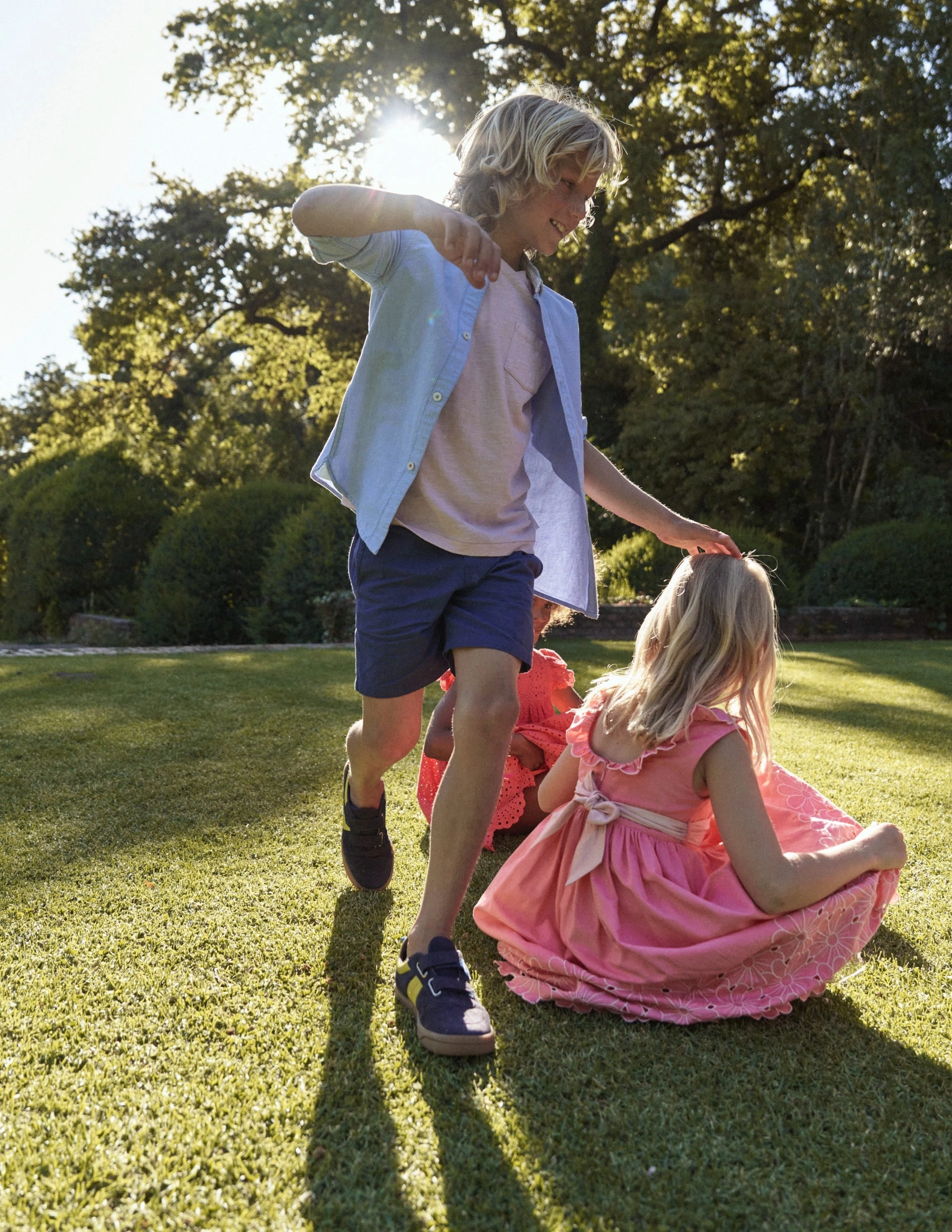 Regular Fit RollUpFasten Cotton Linen Shorts-Navy