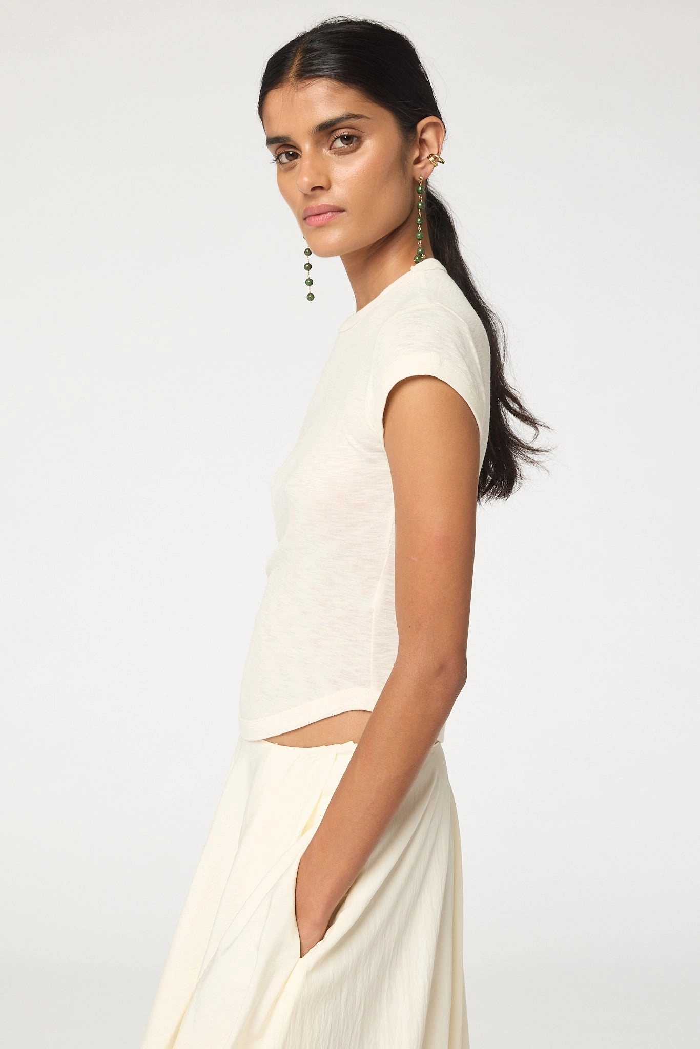 LowMaintenance Fabric Lightweight pullover LAVI T-SHIRT